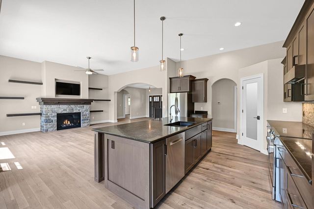 36860 Stillwater DRIVE, Summit, WI 53066