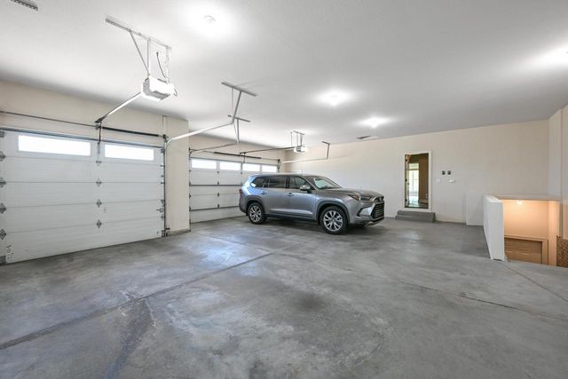36860 Stillwater DRIVE, Summit, WI 53066