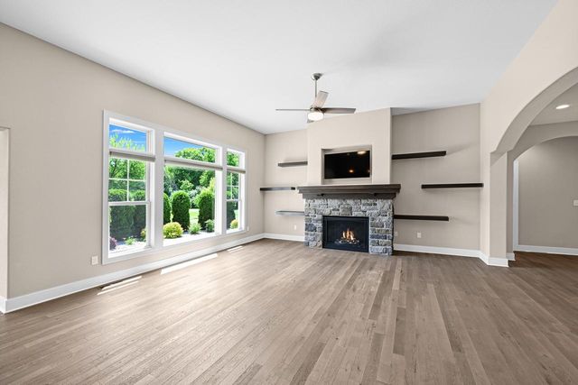 36860 Stillwater DRIVE, Summit, WI 53066