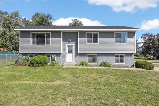 1608 Morris Avenue NW, Cedar Rapids, IA 52405