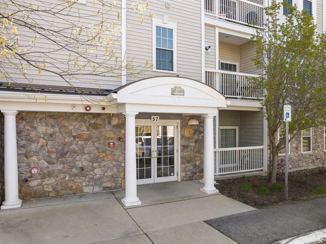 57 Augustus Court 4006, Reading, MA 01867