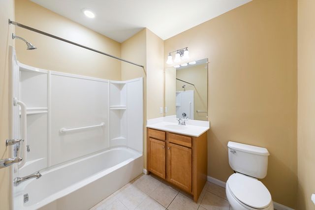 57 Augustus Court 4006, Reading, MA 01867
