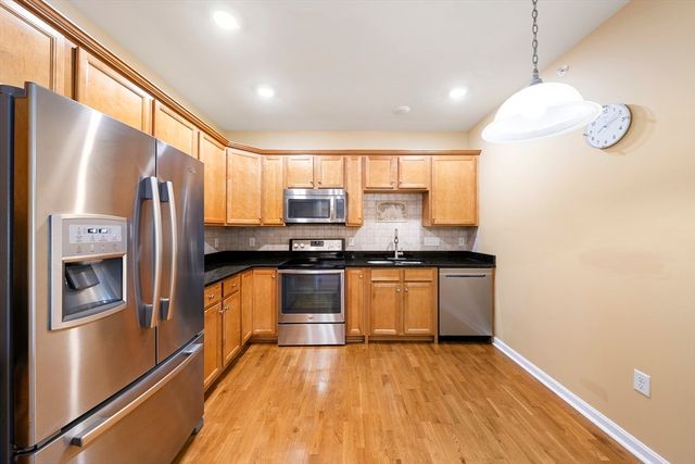57 Augustus Court 4006, Reading, MA 01867