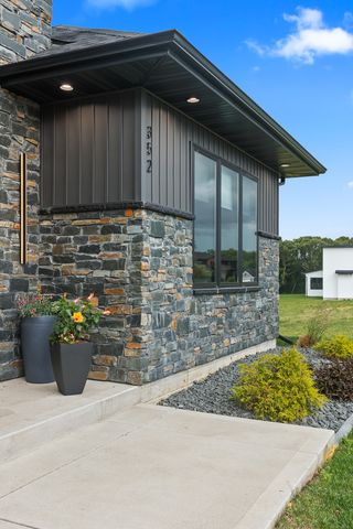 352 Madison Drive, Riverdale, IA 52722