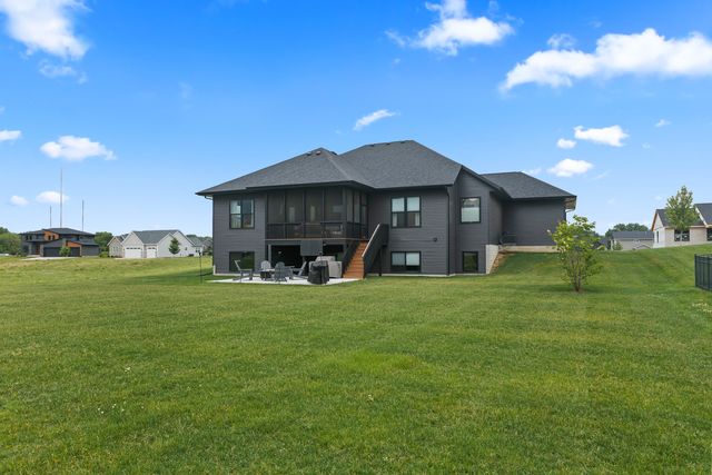 352 Madison Drive, Riverdale, IA 52722