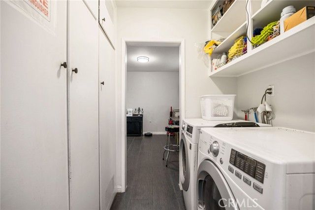 9419 Haskell Avenue, North Hills (los Angeles), CA 91343