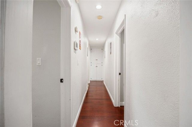 9419 Haskell Avenue, North Hills (los Angeles), CA 91343