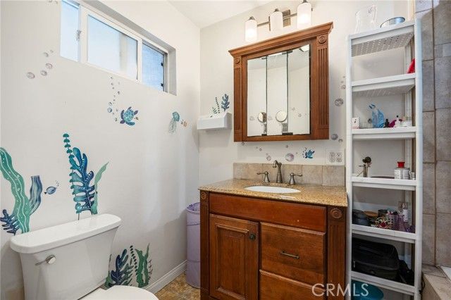 9419 Haskell Avenue, North Hills (los Angeles), CA 91343