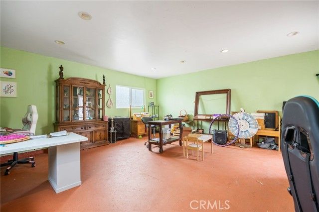 9419 Haskell Avenue, North Hills (los Angeles), CA 91343