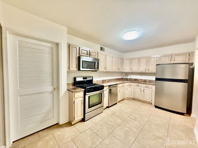 1201 Plymouth Rd Road, North Brunswick, NJ 08902