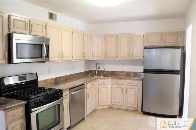 1201 Plymouth Rd Road, North Brunswick, NJ 08902