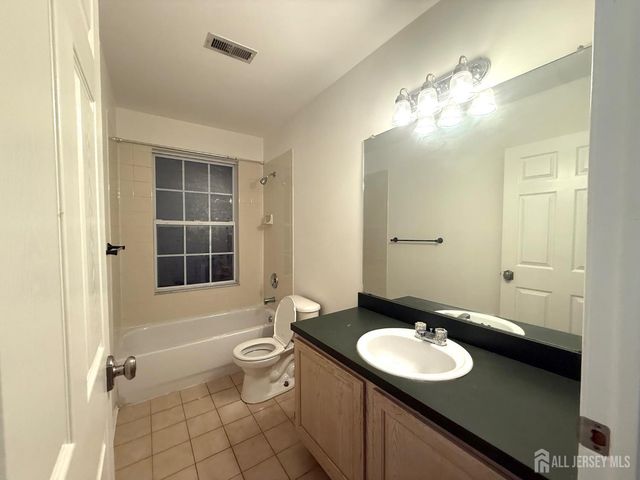 1201 Plymouth Rd Road, North Brunswick, NJ 08902