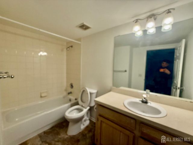 1201 Plymouth Rd Road, North Brunswick, NJ 08902