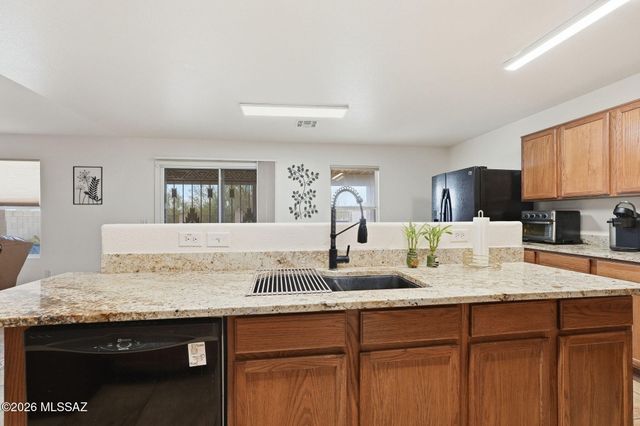 5758 W King Snake Drive, Tucson, AZ 85742