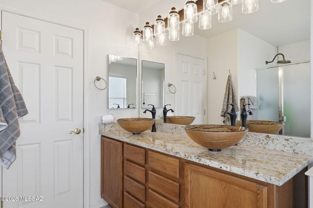 5758 W King Snake Drive, Tucson, AZ 85742