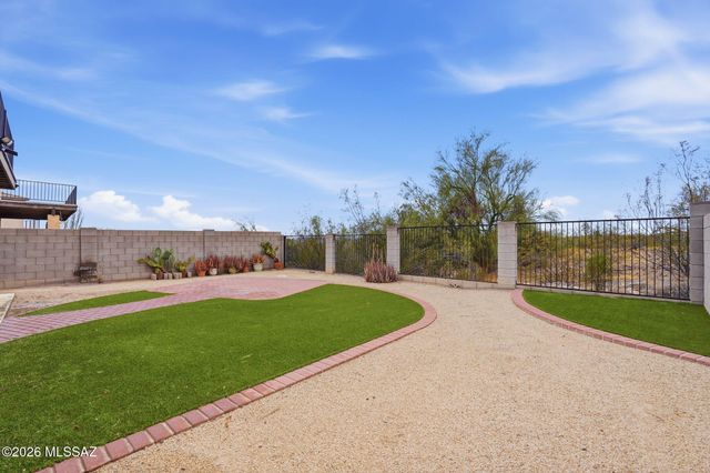5758 W King Snake Drive, Tucson, AZ 85742
