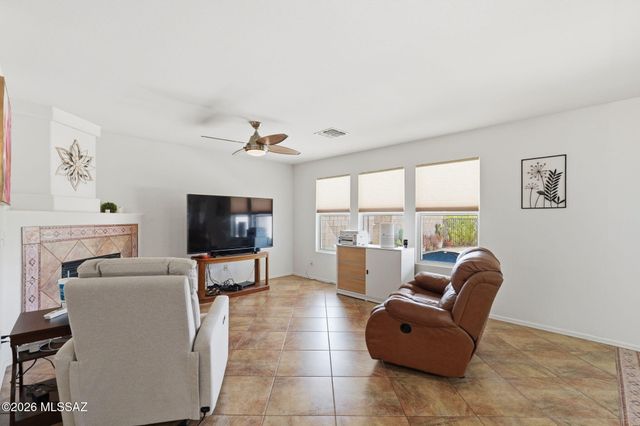 5758 W King Snake Drive, Tucson, AZ 85742