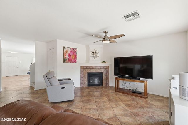 5758 W King Snake Drive, Tucson, AZ 85742