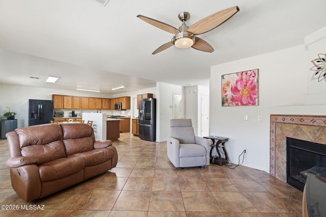 5758 W King Snake Drive, Tucson, AZ 85742