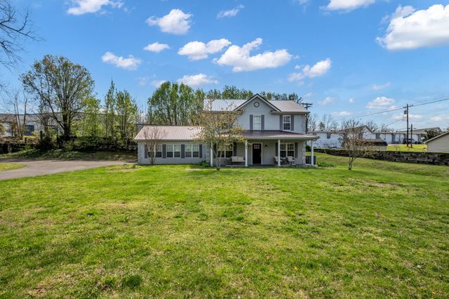 108 Lake Valley Road, Dickson, TN 37055