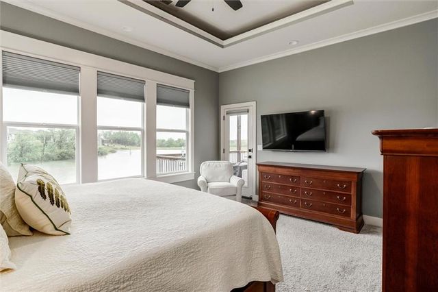 25215 W 92nd Street, Lenexa, KS 66227