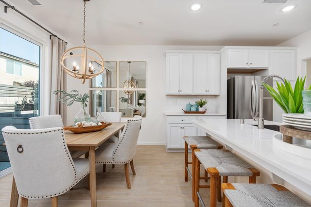 6594 E Crimson Drive, Fresno, CA 93727