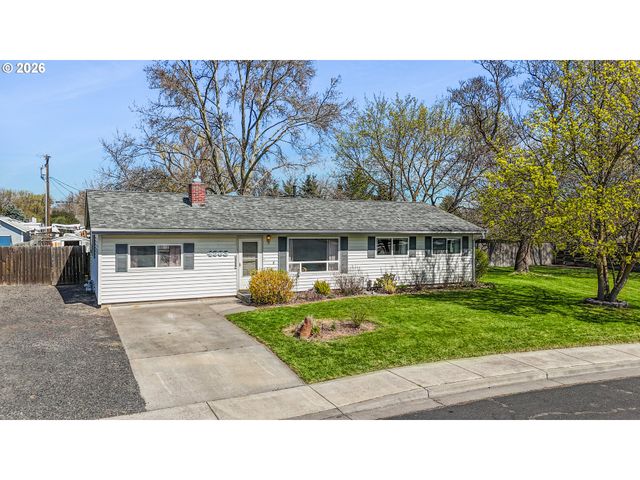 4203 Sw SHERIDAN Ave, Pendleton, OR 97801