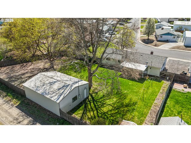 4203 Sw SHERIDAN Ave, Pendleton, OR 97801
