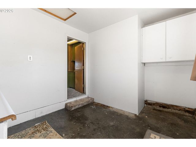 4203 Sw SHERIDAN Ave, Pendleton, OR 97801