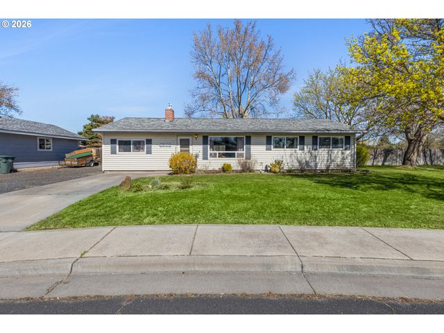 4203 Sw SHERIDAN Ave, Pendleton, OR 97801