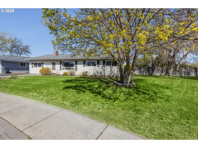 4203 Sw SHERIDAN Ave, Pendleton, OR 97801