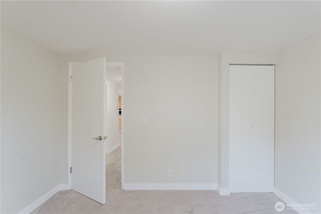 10050 13th Avenue NW, Seattle, WA 98177