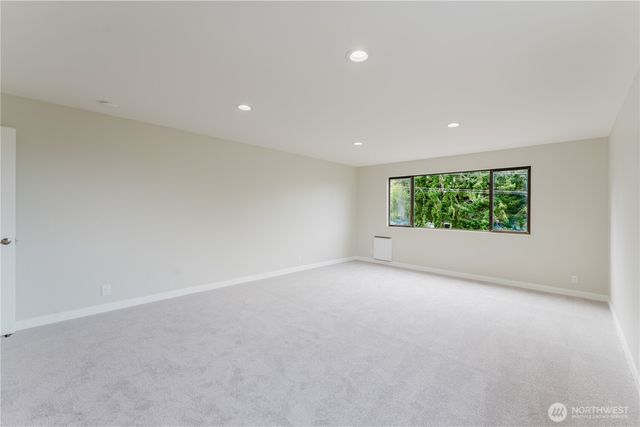 10050 13th Avenue NW, Seattle, WA 98177