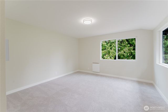 10050 13th Avenue NW, Seattle, WA 98177
