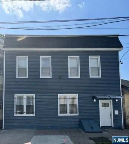 705 15th Street, Newark, NJ 07103