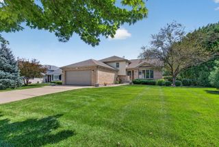 2730 Kingsway Avenue, New Lenox, IL 60451