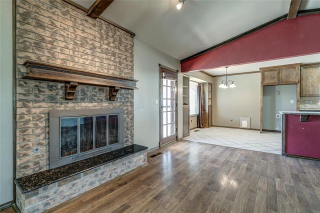 2424 SW 100th Street, Oklahoma City, OK 73159