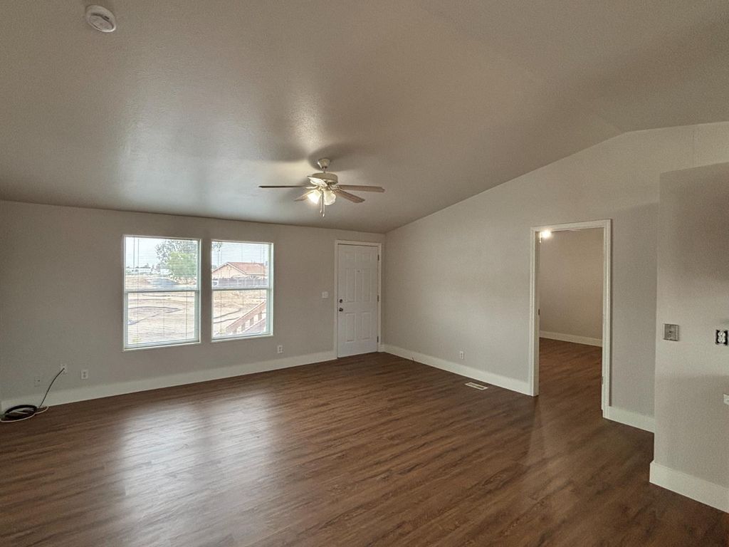 Image 1 of property listing at 17248 Bonita Road, Madera, CA 93636
