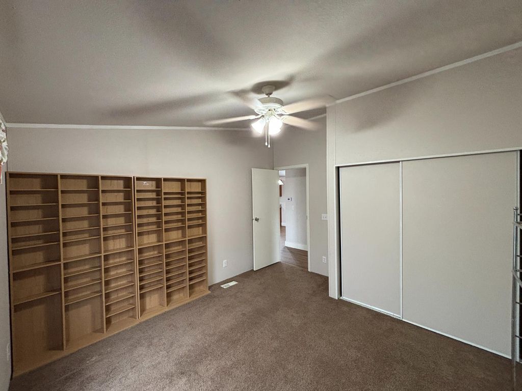 Image 7 of property listing at 17248 Bonita Road, Madera, CA 93636