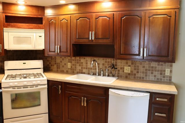 408 Sunset Boulevard, Goshen, IN 46526