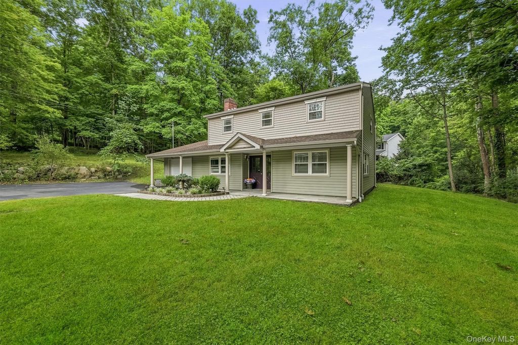 2 Lilac Hill Road, New Windsor, NY 12553 — photo 4