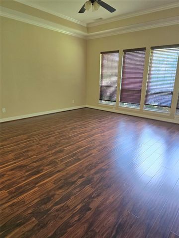 10 Val Delsa Court, Missouri City, TX 77459