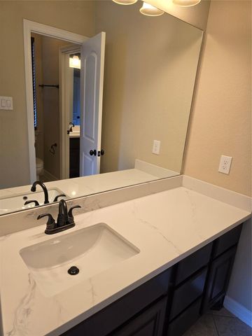 10 Val Delsa Court, Missouri City, TX 77459