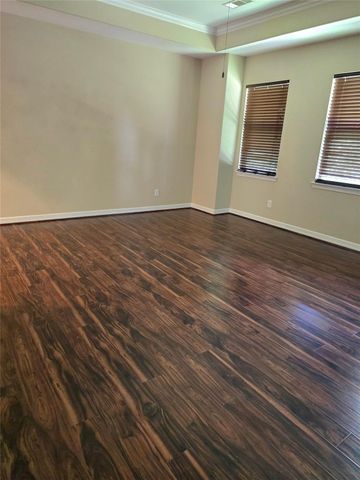 10 Val Delsa Court, Missouri City, TX 77459