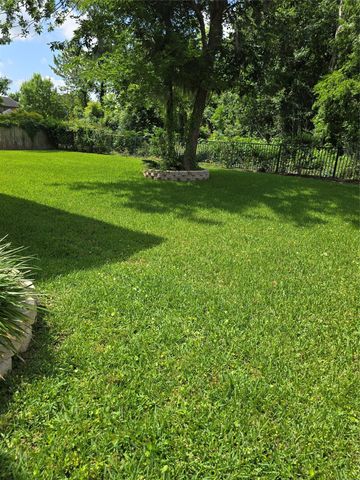 10 Val Delsa Court, Missouri City, TX 77459