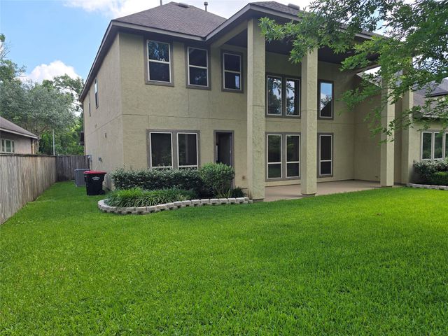 10 Val Delsa Court, Missouri City, TX 77459