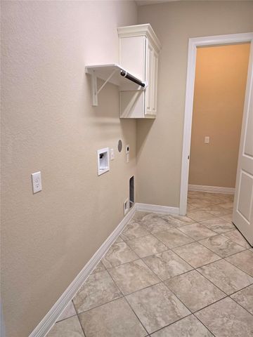 10 Val Delsa Court, Missouri City, TX 77459
