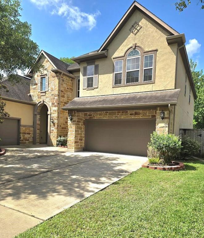 10 Val Delsa Court, Missouri City, TX 77459