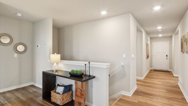 3035 Sweetwater Drive, Des Moines, IA 50320