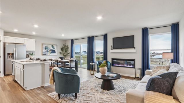 3035 Sweetwater Drive, Des Moines, IA 50320